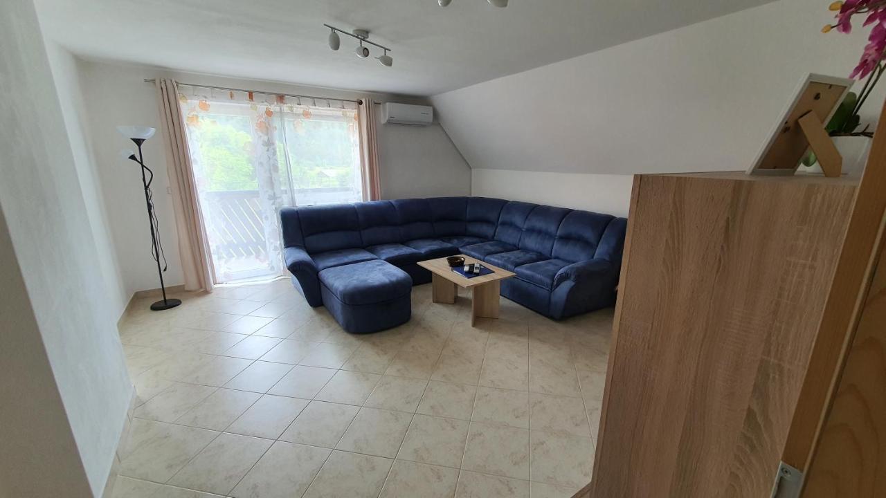 Apartment Tijana Nomenj Exterior photo